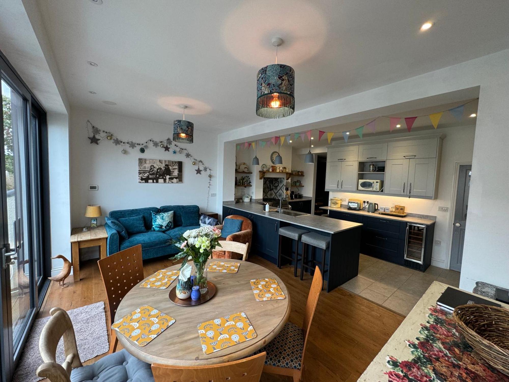 Totterdown'S Modern & Vintage Inspired Home Bristol